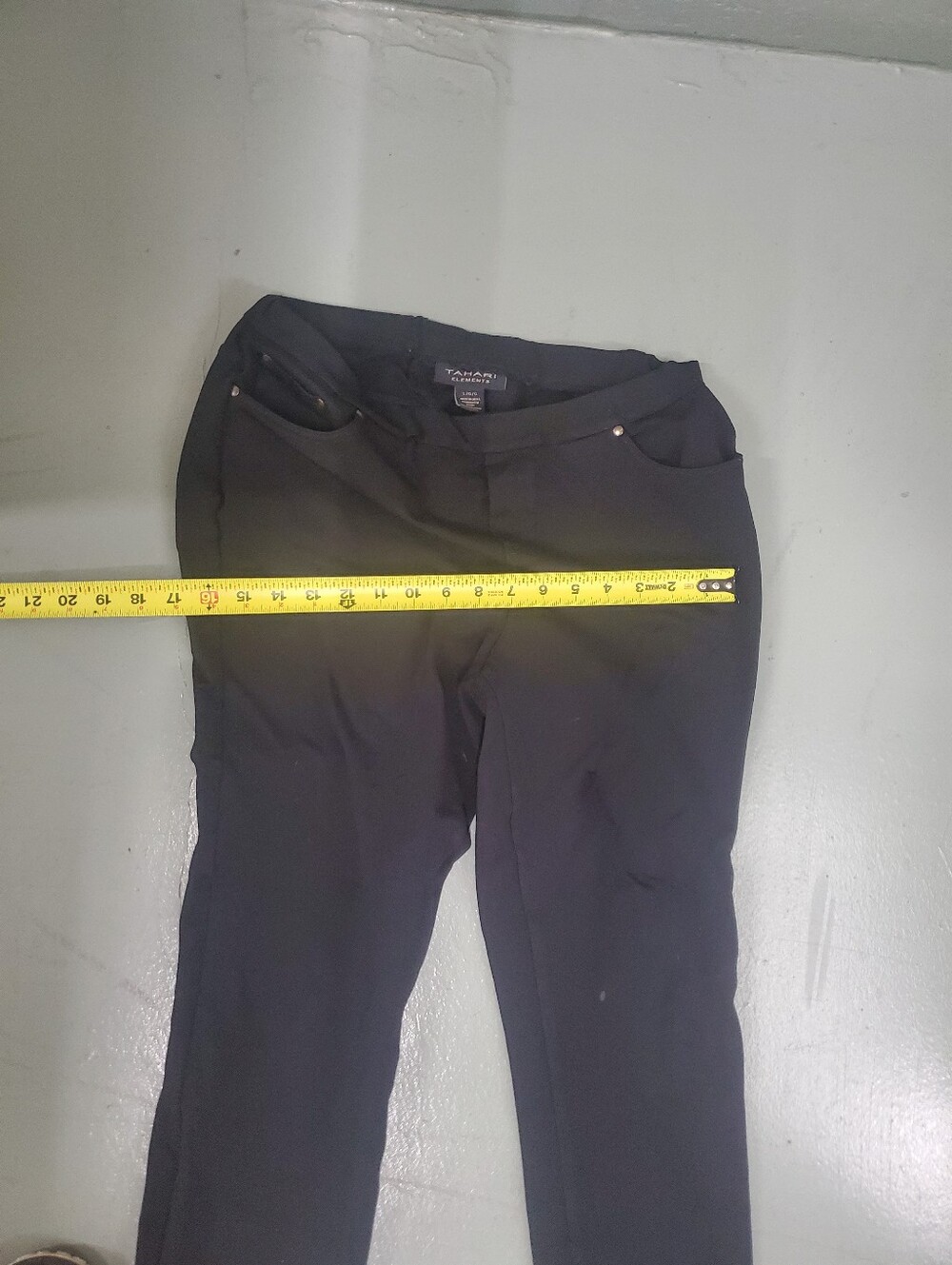 Tahari Elements Black Pants Stretchy with Pocket Detail Black Size 32 L G G